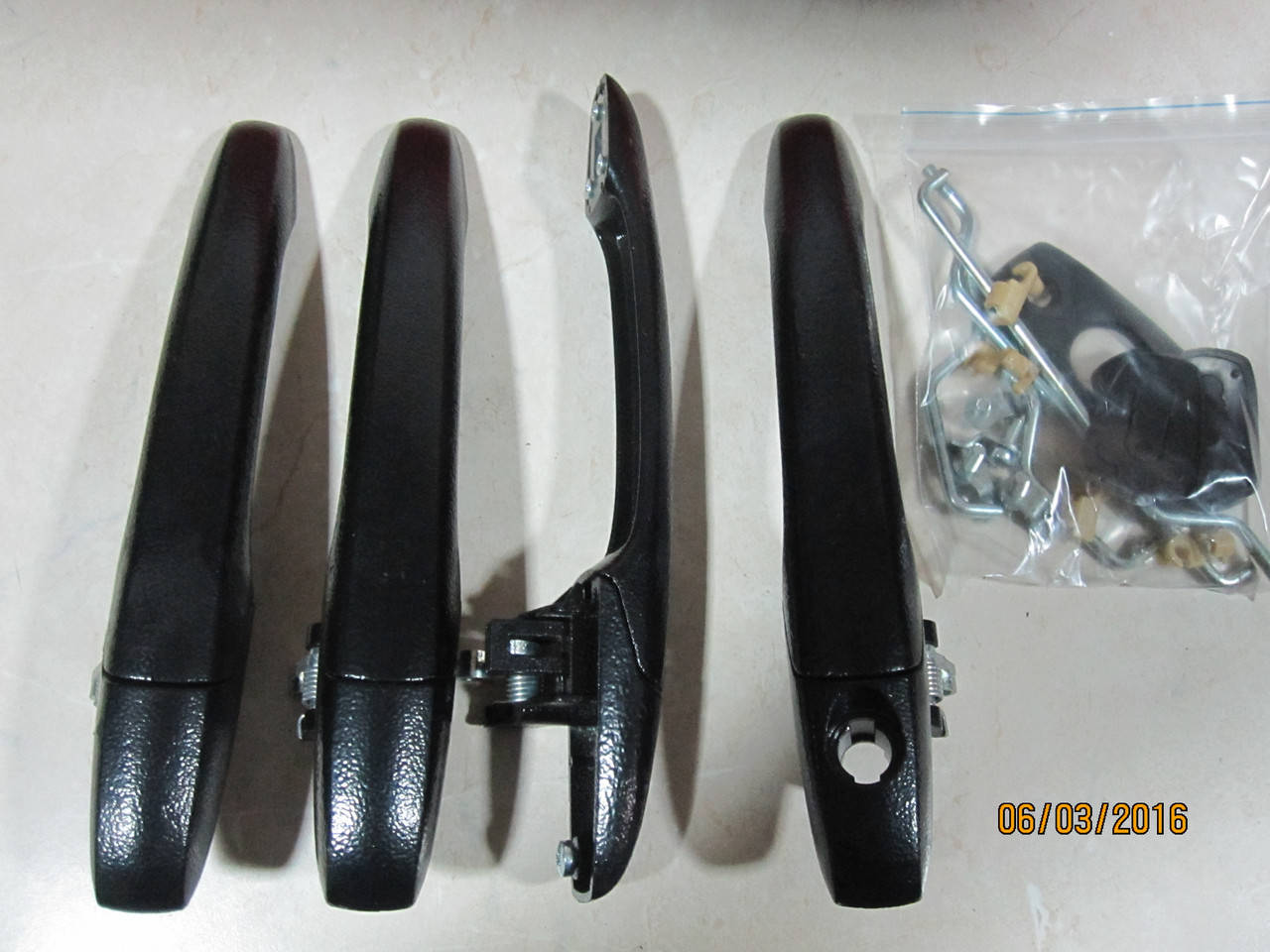 

Ручки евро ВАЗ 2109,21099,2113,2114,2115 наружные металлические