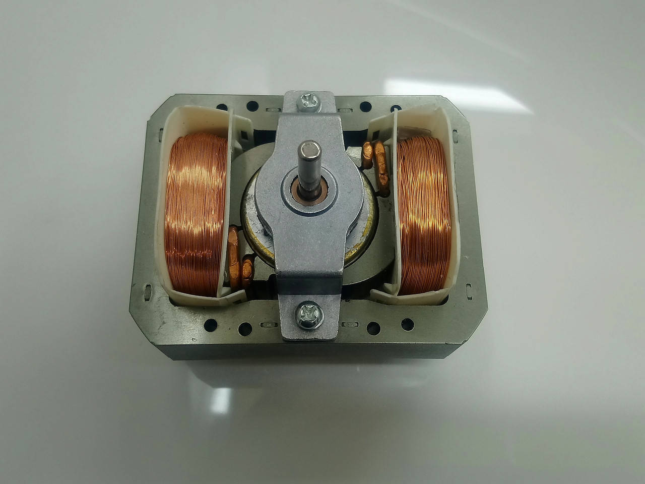 

Двигатель YJ8420-CCW для вытяжки Eleyus Калина ВВК-01