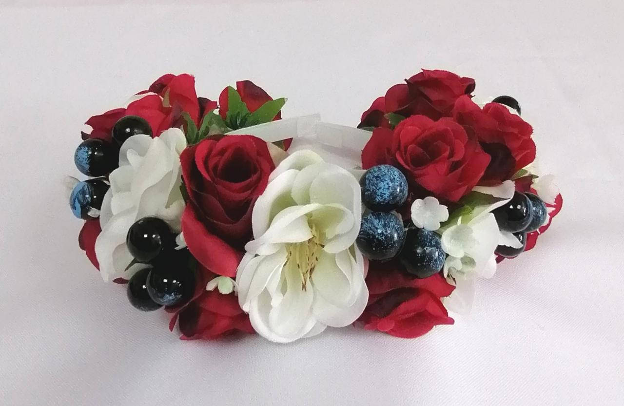 

Веночек из цветов Волинські візерунки красно-белый 0033