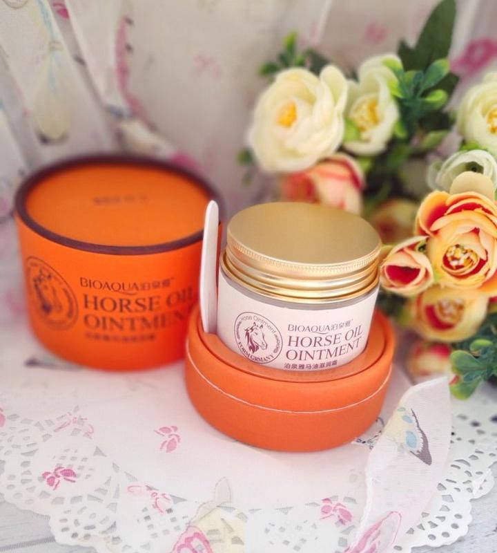 

Крем от морщин омолаживающий Bioaqua Horse Oil Ointment 70g