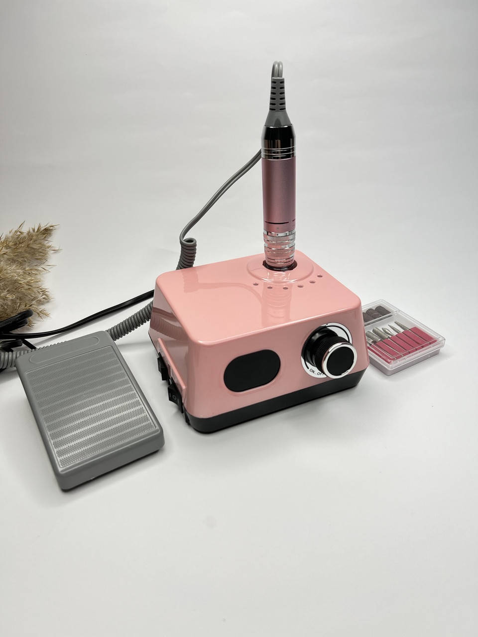 

Фрезер для маникюра и педикюра ZS-609 70 Ватт 50000 об/мин Розовый с дисплеем