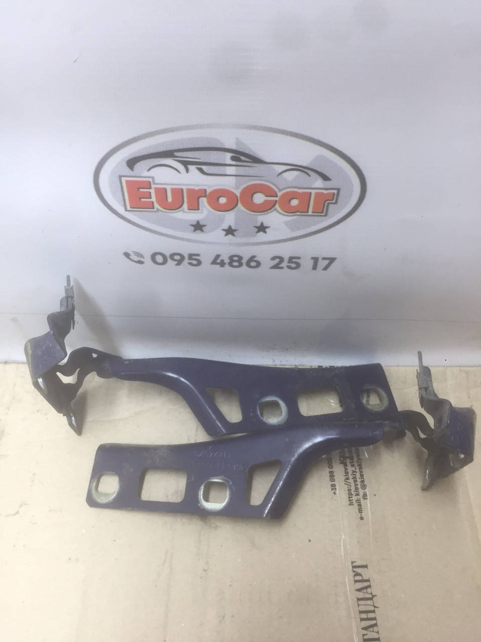 

Петли капота опель зафира б opel zafira b 05-08 г. в. 13224577
