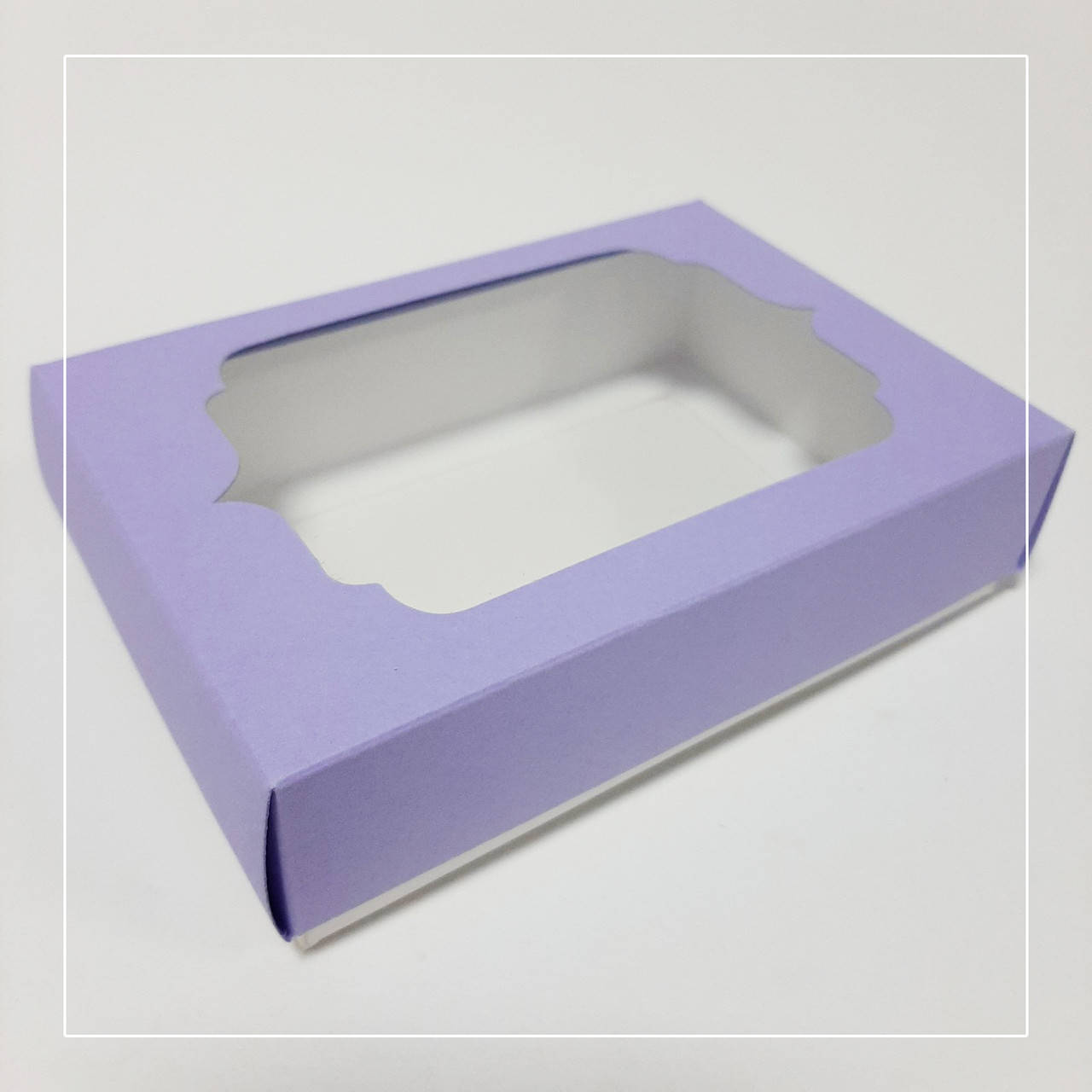 

Коробочка для подарков лавандовая с окном 130х90х35 мм., Лавандовый;лаванда