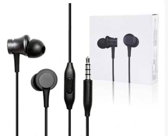 

Наушники Xiaomi Piston Fresh Bloom вакуумные черные с микрофоном, Черный