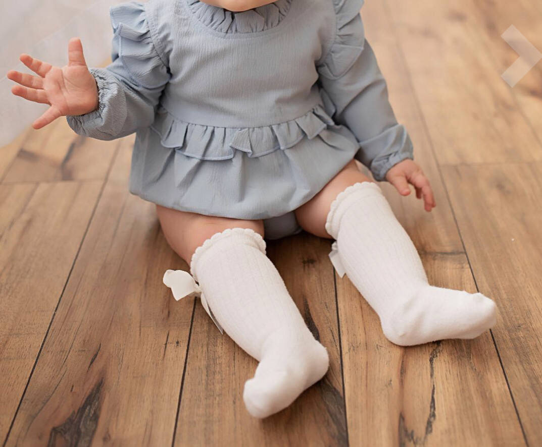 

ПАКУНОК МАЛЮКА Детские Гольфы с атласным бантом дитячі гольфи з бантиками, Белый