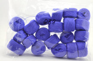 

Акрилові нитки для вишивання № 239