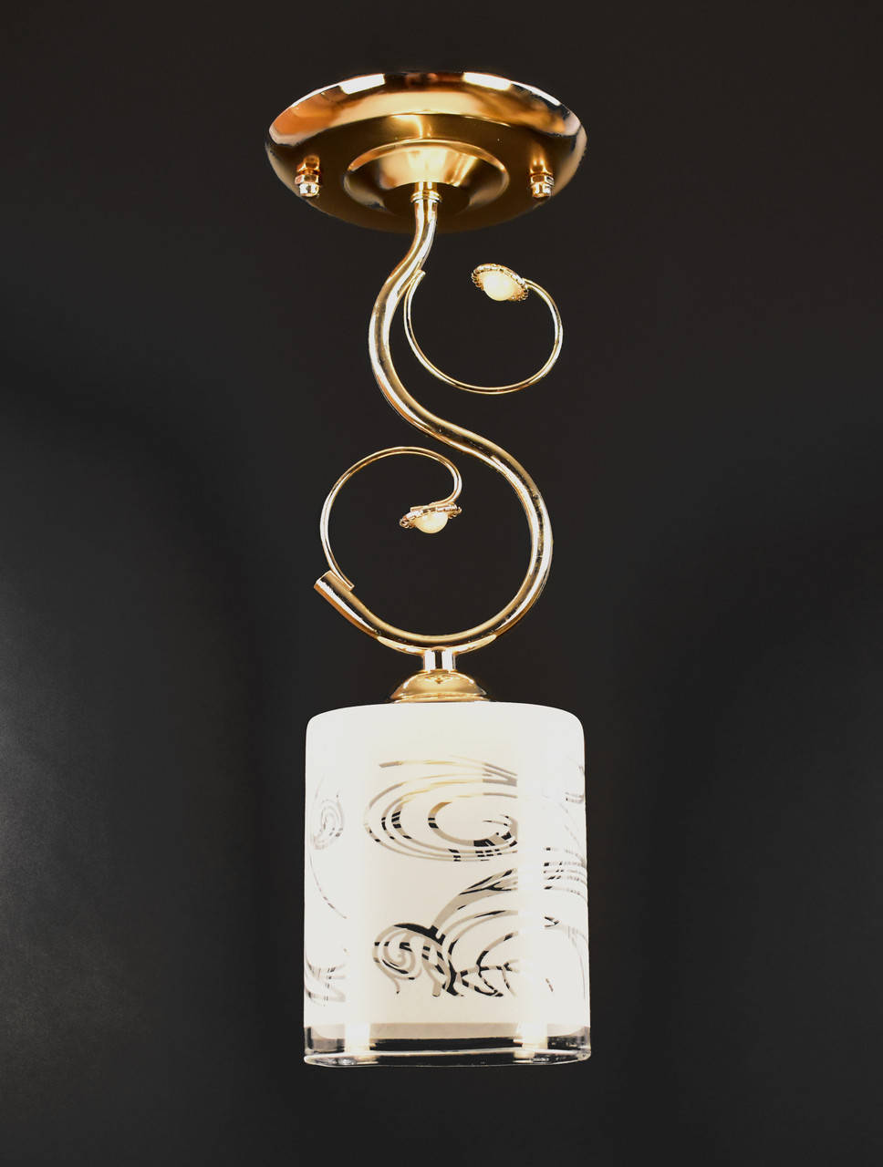 

Люстра потолочная на 1 лампочку 6364/1-gd Золото 36х15х15 см.