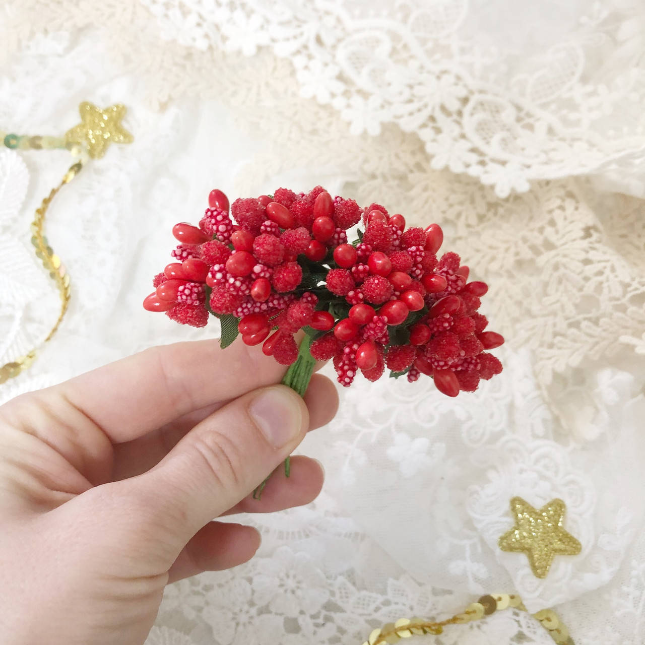 

Веточка с тычинками красная, пучок, Красный