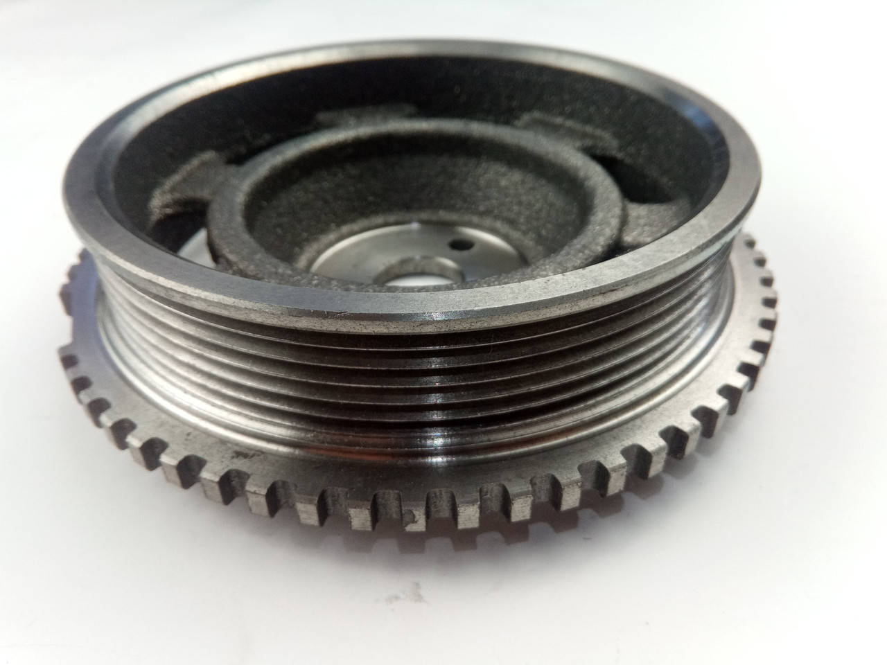 

Шкив коленвала (демпфер) ВАЗ 2110 инж 8-клап металл., ВолгаАвтоПром (2110-1005058)