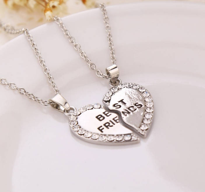 

Кулоны со стразами для друзей - "best friends" лучшие друзья