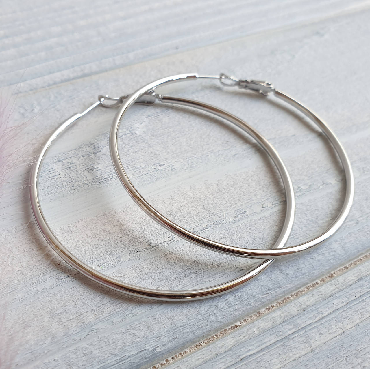 

Родированные Серьги "Кольца" 6 см * 2 мм. Серьги XUPING. Большие серьги кольца. Покрытие родий