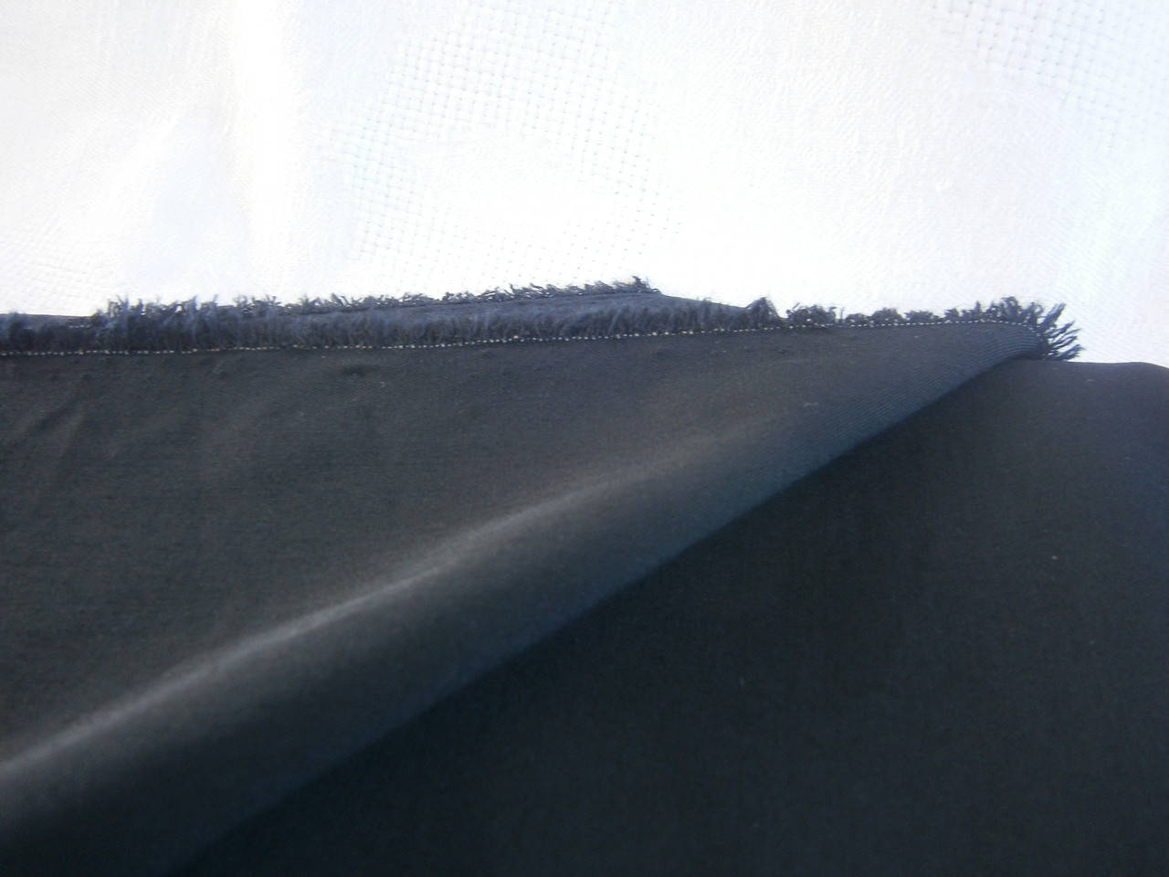 

Ткань костюмно-джинсовая черно-синий стрейч тонкий №108