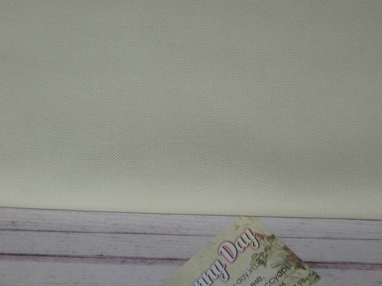 

3270/101 Brittney Lugana, цвет - белый молочный, 28ct 50х70см