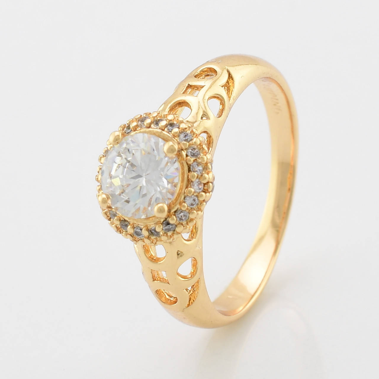 

Кольцо Xuping 13702 ширина 8 мм фианит позолота 18К размер 19