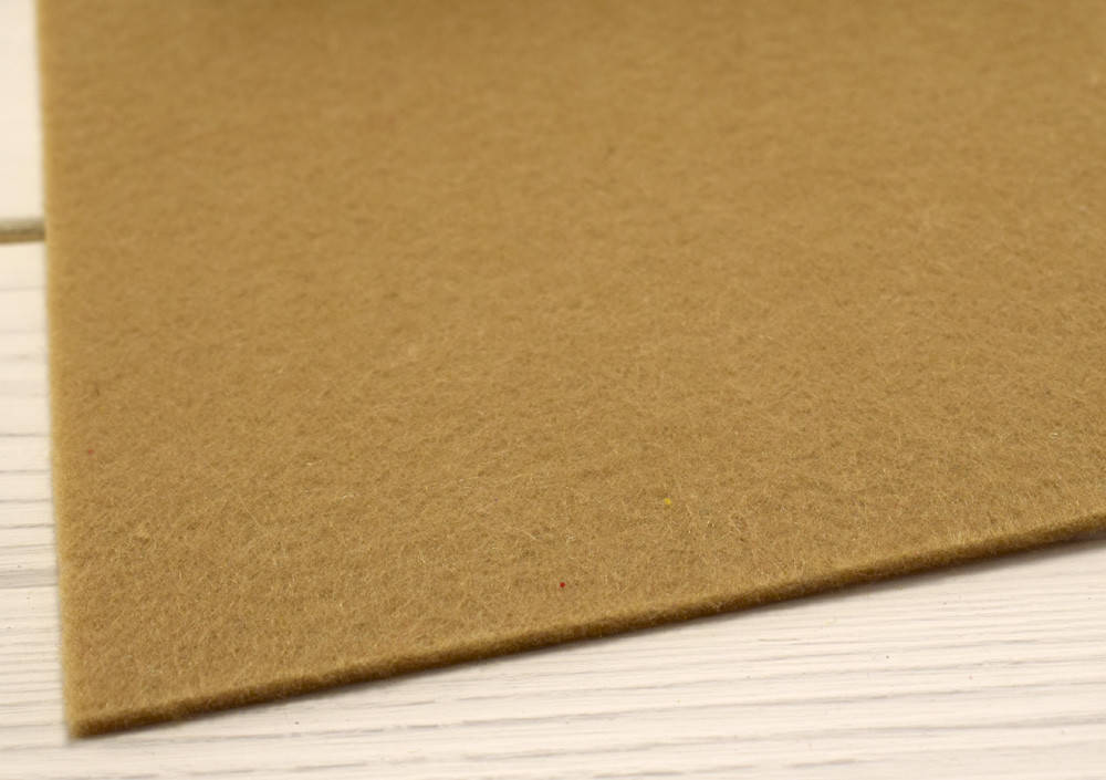 

Китайский жесткий фетр 3 мм (90х100 см) - №12 Капучино