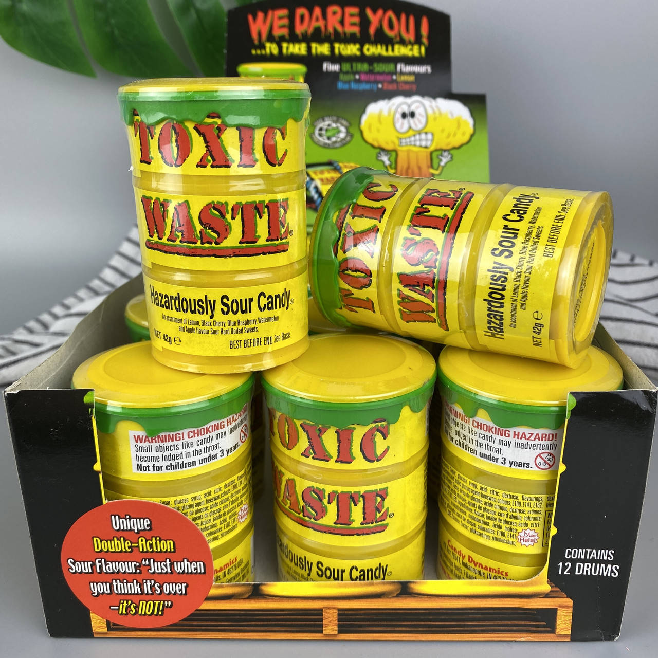 

Самые кислые леденцы Токсик Вейст в Жёлтой бочке Toxic Waste Yellow Tubs 42 г