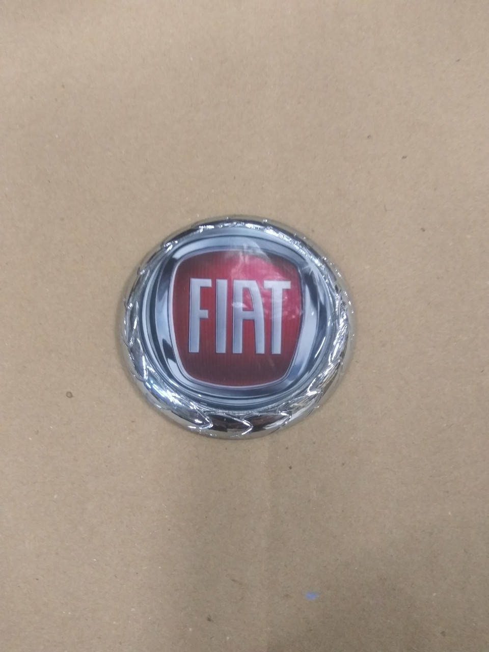 

Значок авто Fiat d=74 мм