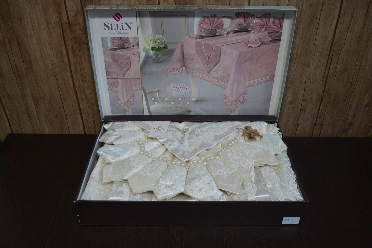 

Велюровая скатерть с ранером Selin Aylin Set 160×300+12 салфеток, Кремовый