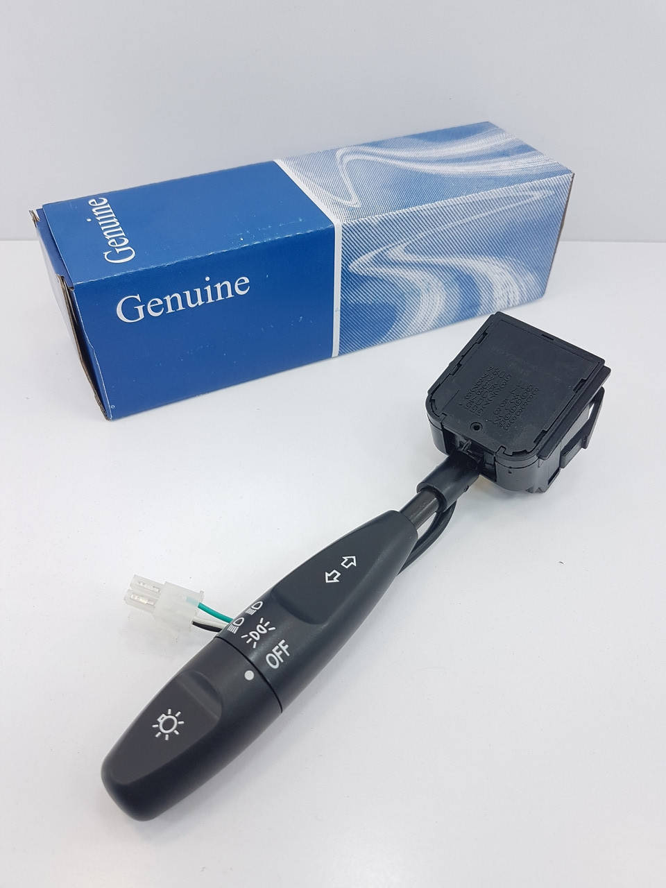 

Переключатель поворота и света Нексия SHIN KUM Корея