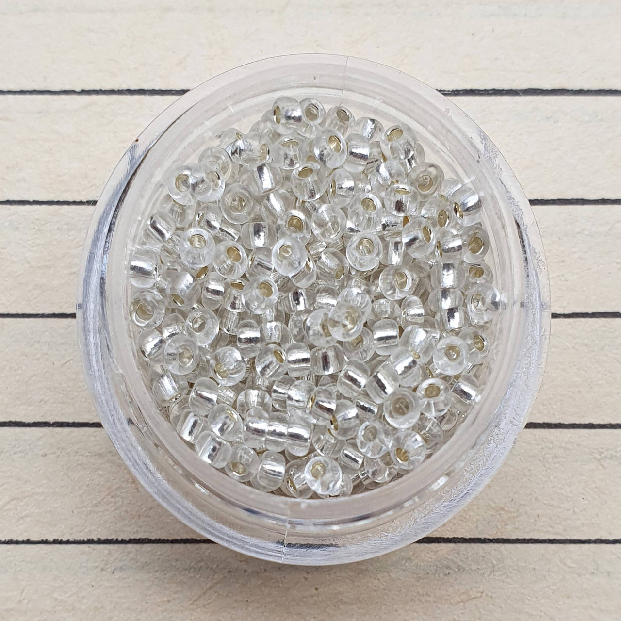 

Бісер FGB SILVER сріблястий 20 г/упаковка