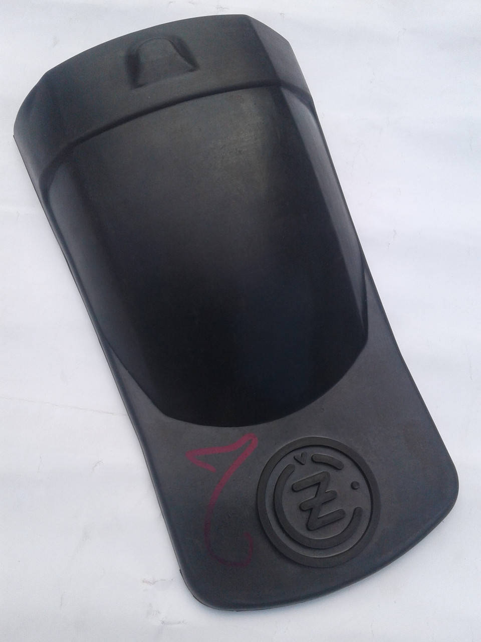 

Брызговик Чезет