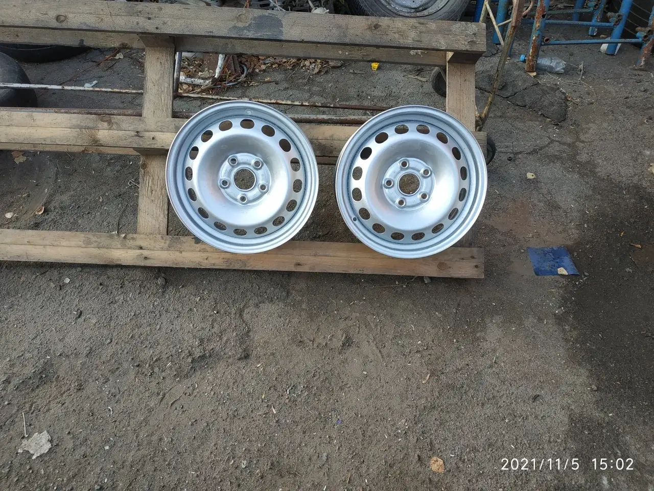 

Диски стальные железные 5*112 R15 6j et47 Volkswagen caddy оригинал