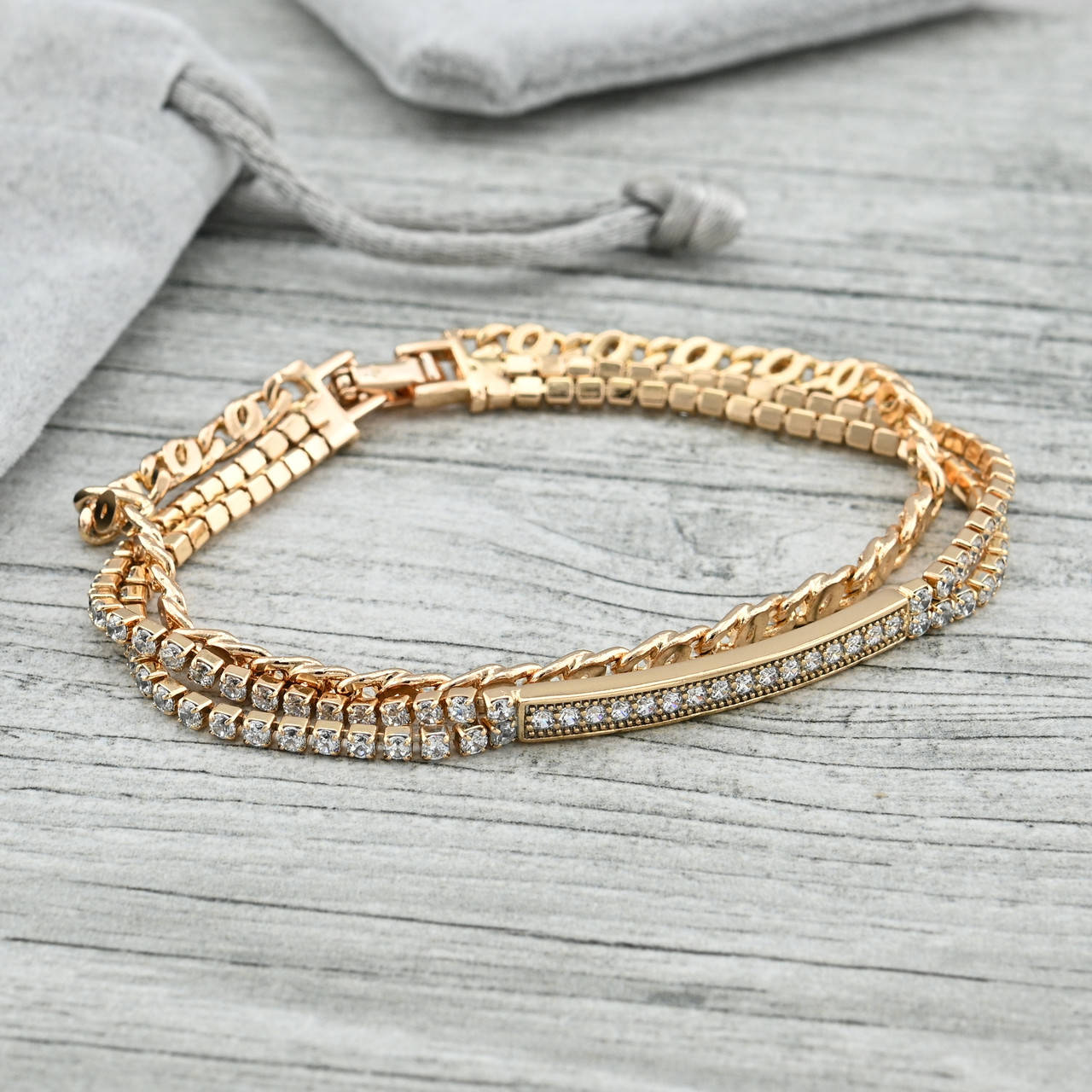 

Браслет Тайна красоты 36963 ширина 8 мм белые фианиты позолота 18К длина 20