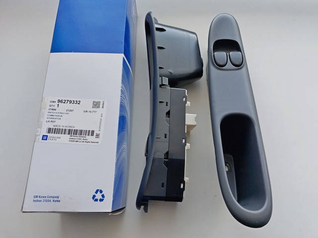 

Блок кнопок стеклоподъемников 2-х дверей Ланос Т-150 96279332