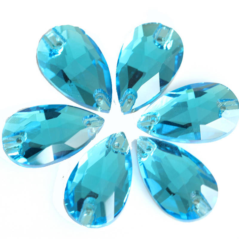 

Пришивные капли Aquamarine (выберете рамер) 17х28мм