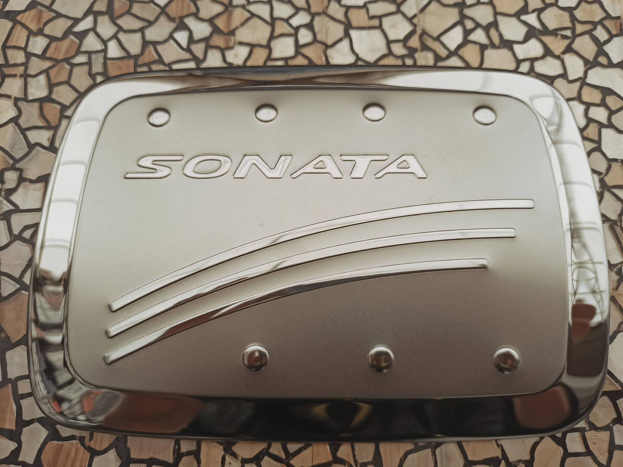 

Накладка на лючок бака Hyundai Sonata YF 2010-2014