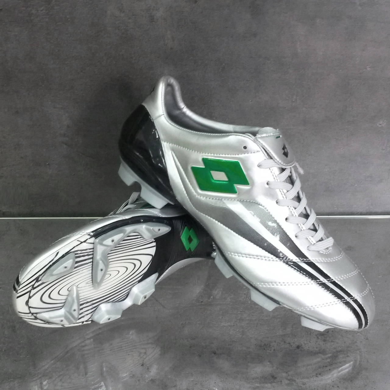 

Бутсы футбольные Lotto Zhero Evolution FG, Серый