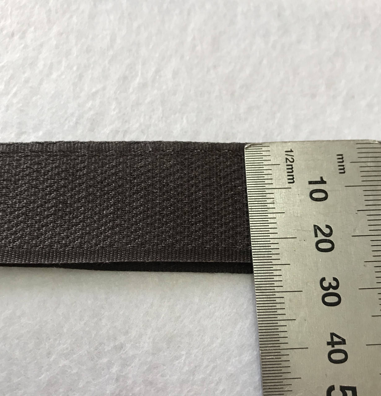 

Липучка коричневая текстильная липкая лента 25мм, Серый