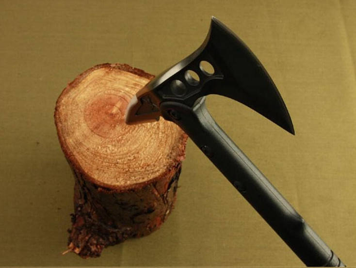 

Тактический топор SOG пика