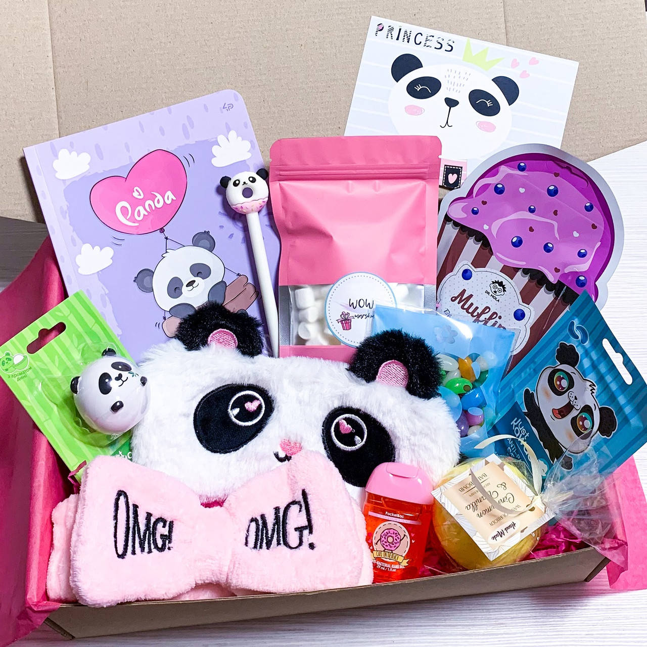 

Подарочный бокс для девочки Wow Boxes «Panda Box №1»