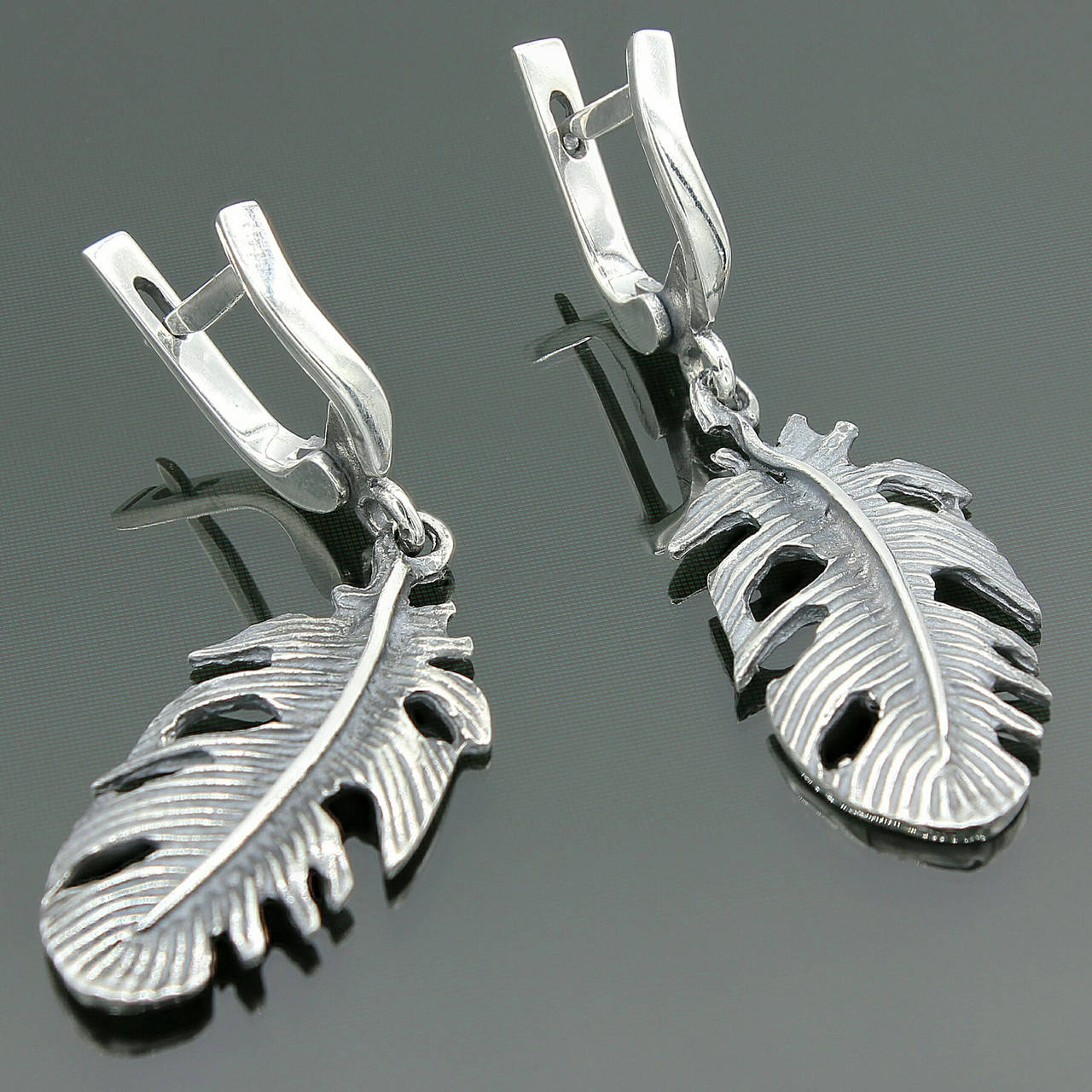 

Серьги из серебра Невесомость