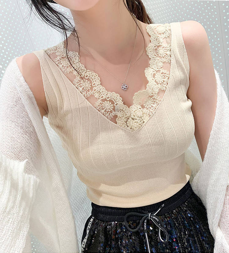 

Майка с треугольный вырезом 42-44 (в расцветках), Розовый