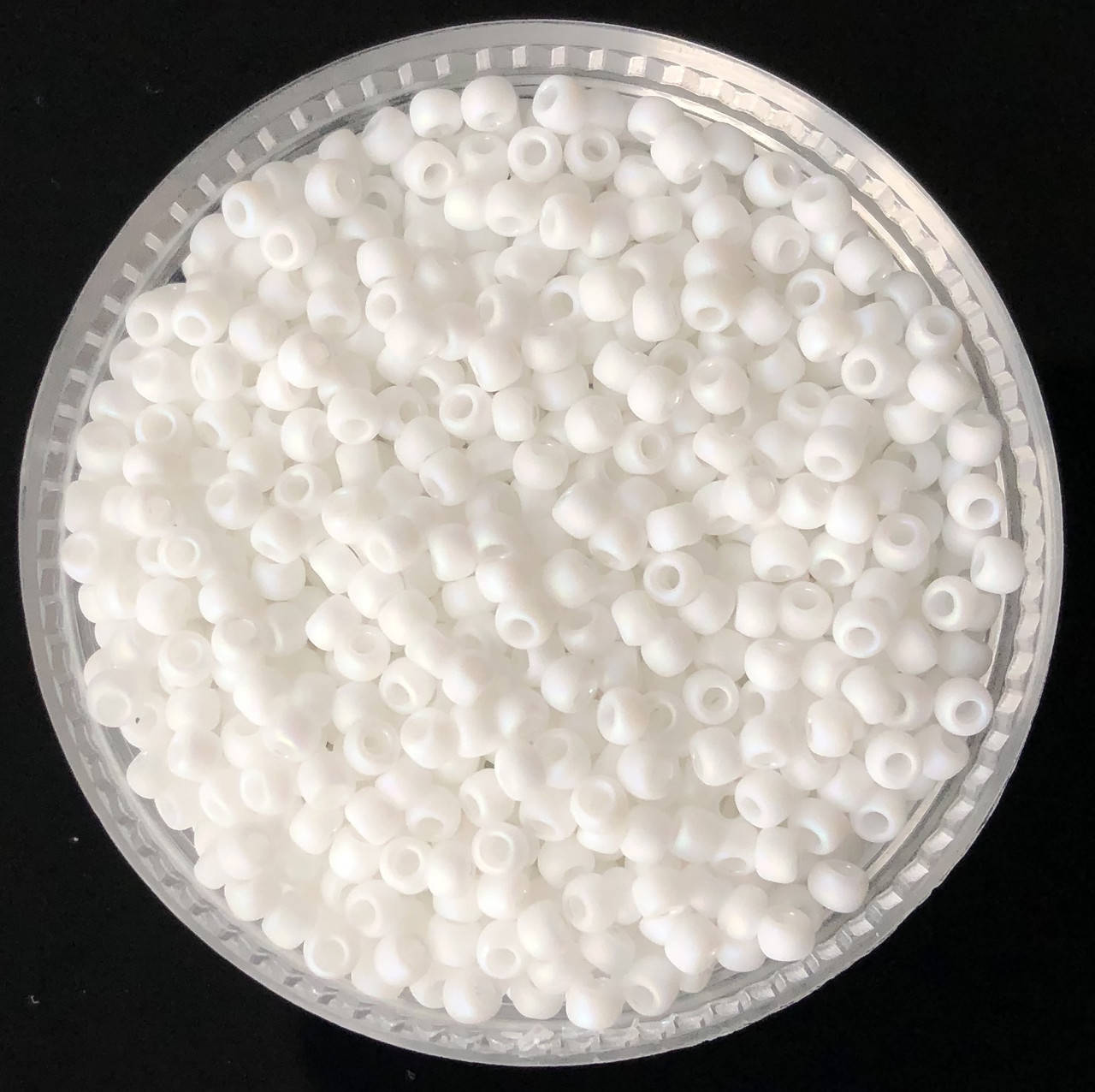 

Бисер круглый TOHO TR-11-761