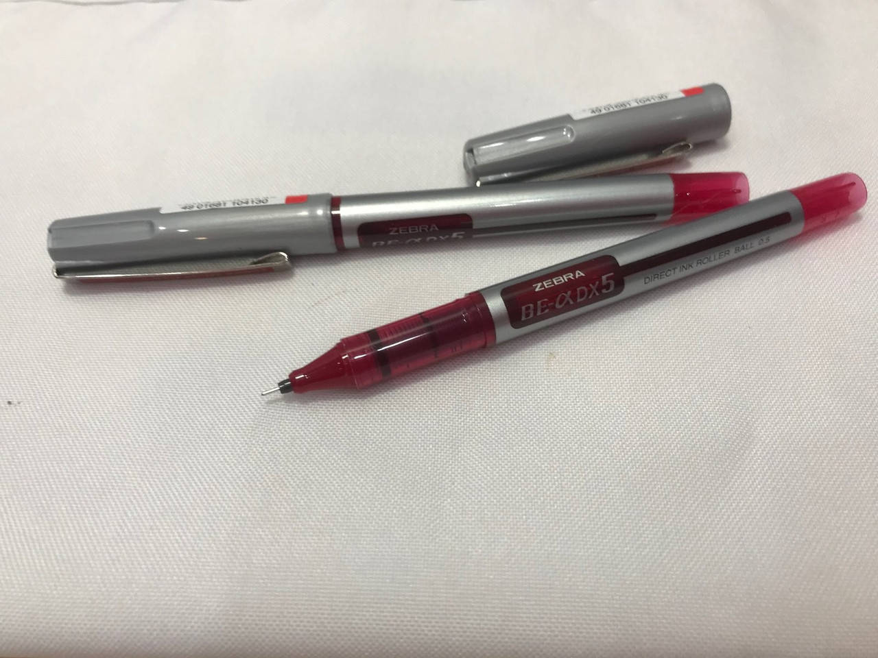 

Ручка-роллер 0.5 мм DX 5 ц.Красная Zebra