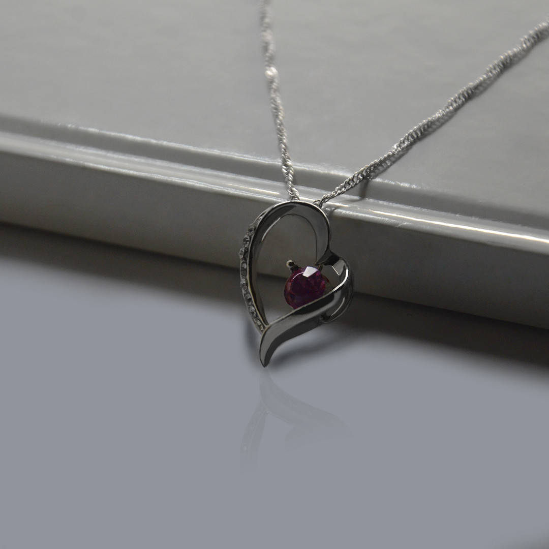 

Женский Кулон "Сердце"