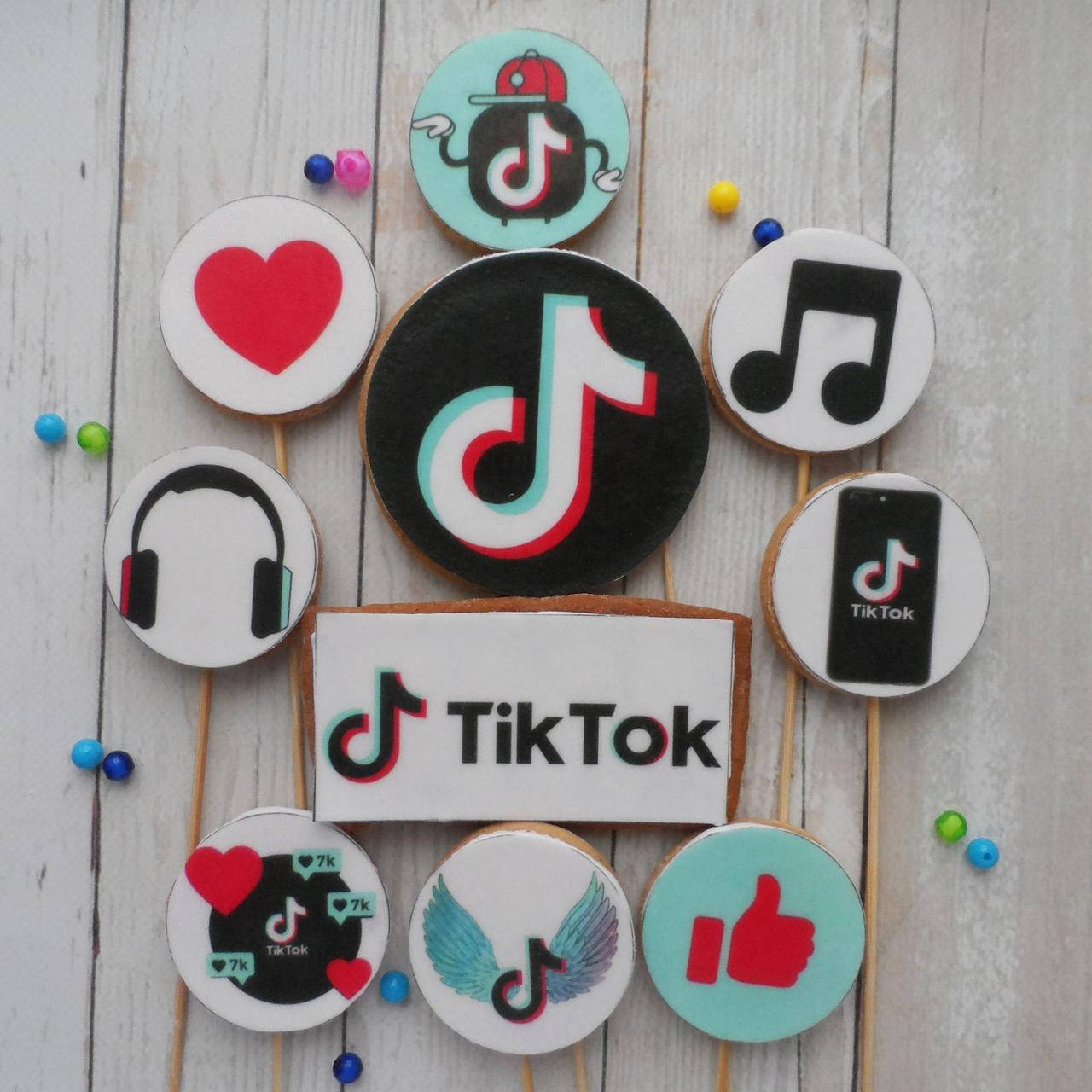 

Набор 8 Тик ток пряники для торта съедобные фигурки соцсети топперы в торт