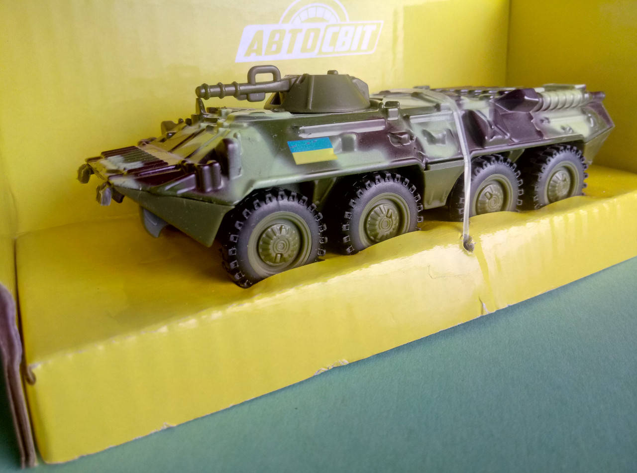 

Игрушка БТР Украинской армии инерция Limo Toys зеленый камуфляж