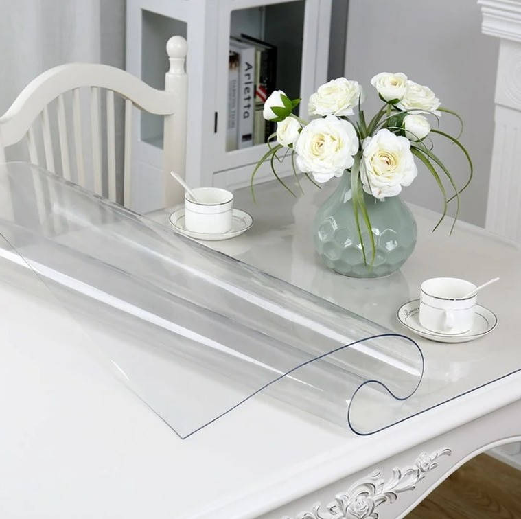 

Силиконовая скатерть на стол Soft Glass Мягкое стекло 1.3х1.0 м (толщина 1.5мм), Прозрачный