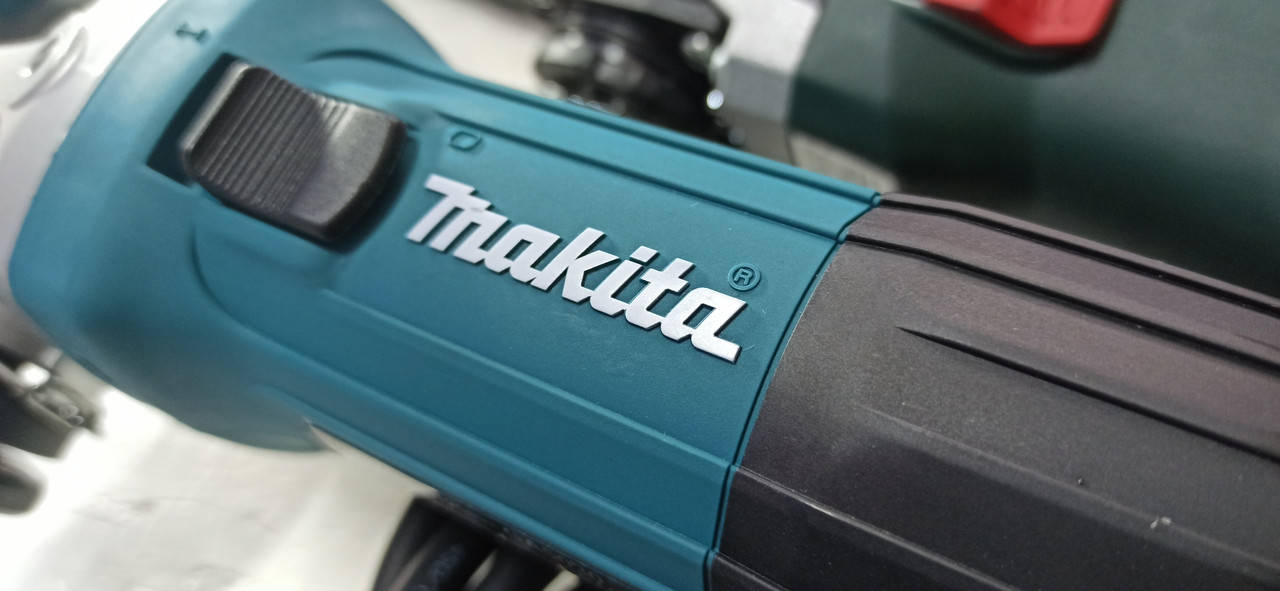 

Угловая Шлифовальная Машина Болгарка Makita GA5030