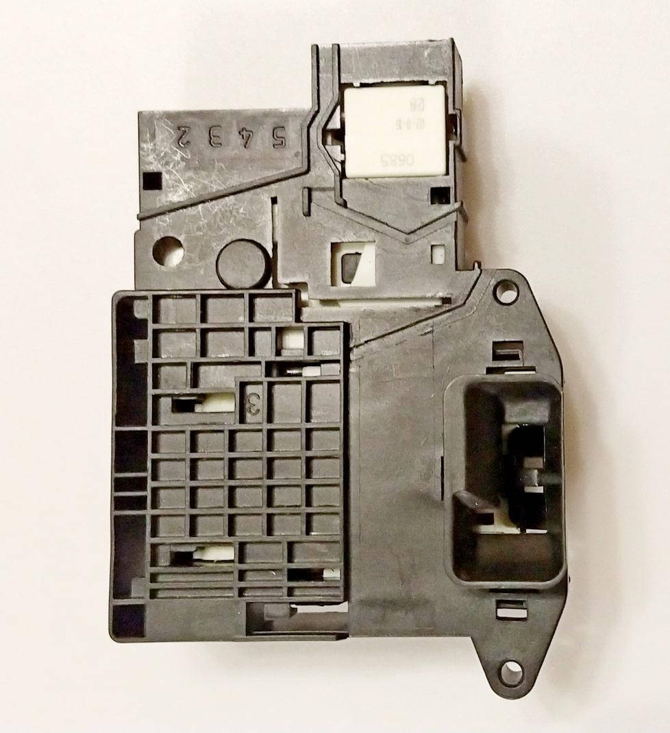 

Замок люка для стиральной машины LG EBF61315801