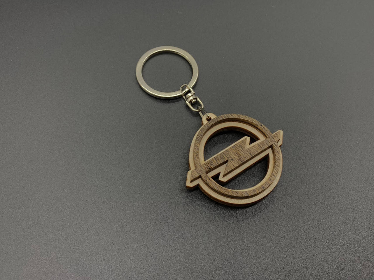 

Брелок деревянный Opel. 4см, Коричневый