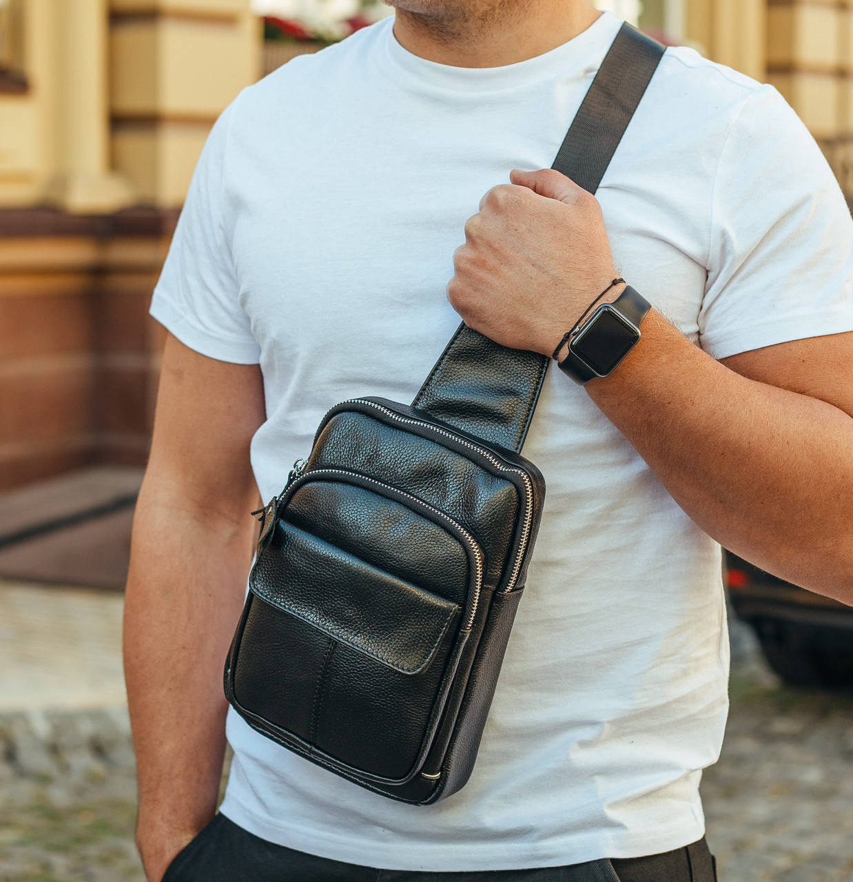 

Мужской кожаный слинг на грудь Tiding Bag A25F-6616A, Черный