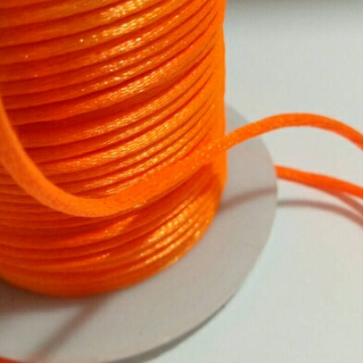 

Шнур атласный оранжевый