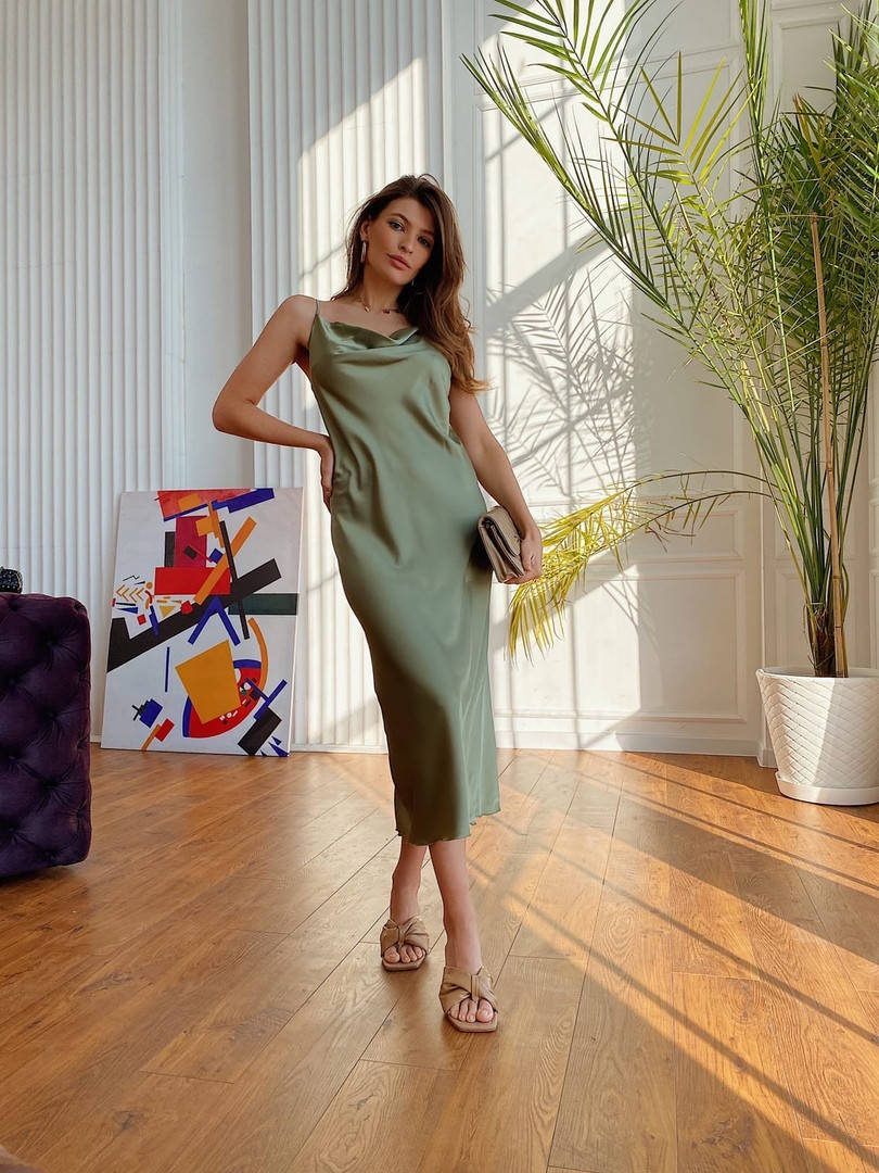 

Платье -комбинация (slip -dress), разные цвета L