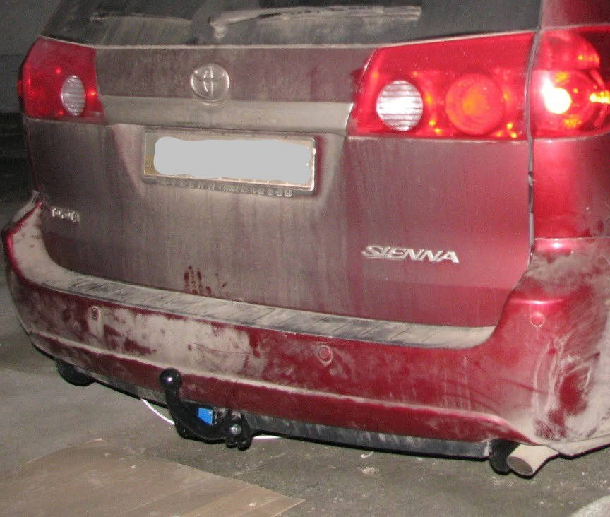 

Фаркоп на Toyota Sienna 2003-2020 р.