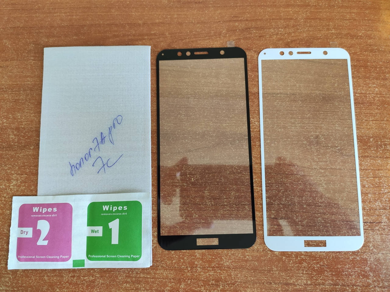 

Защитное стекло Honor 7c
